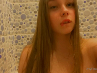 lucylaistner sweet slut