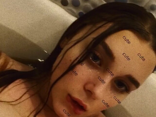 lucylaistner delightful slut sucking sex toy