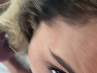 lightskinlanii the naughty bitch jerks off with sex toys