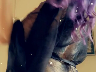 lil cute chick work with  anus