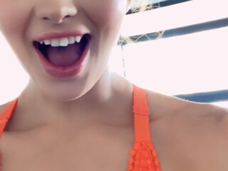 leahwintersxoxo Impressive Nipple