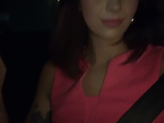 leahwintersxoxo big breasted model will excite anyone with her bust