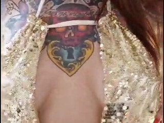 pandorablue1 drunk shows her tits