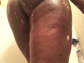 moniquebrownie ardent ladies twirl juicy ass