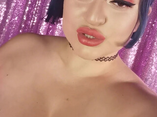 mistressvixenn slutty chicks lick their cunt