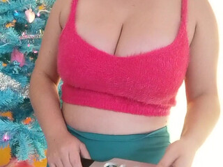 mistressvixenn the shrewd slut masturbates pussy with a phallus