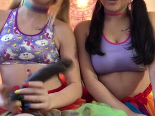 melodyparker69 passionate skin jumps on a dildo