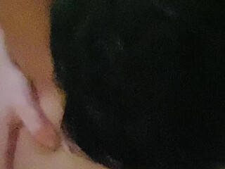 lindarainbow cute slut fucks her dildo