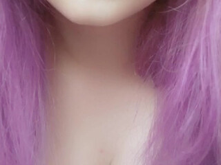 empresselliee Charming hottie