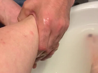 empresselliee Busty brunette