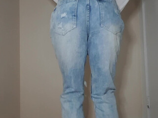 haruaki nice lady massages vagina