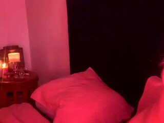 lanajadexxx slutty confidant gently masturbates pussy