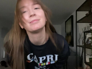 kirabee coquette shows shaved holes