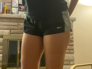 just wingit naughty courtesan fucks with phallus