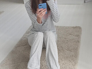 irainature lustful babe caresses herself with fingers