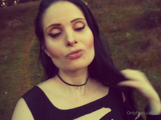 annabelleroars blue-eyed cutie masturbates in  private e