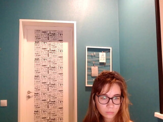 agnes_sindi thick slut caresses tits