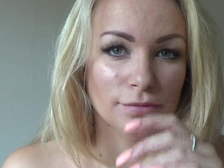 Penny Lee Cute curva