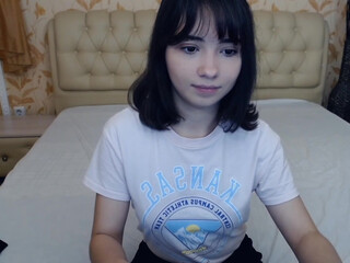 valensafarfor vicious girls shows boobs