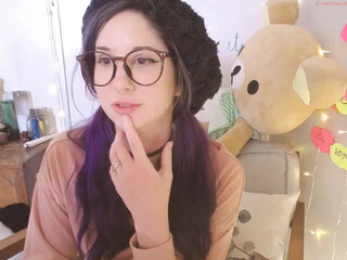 sluttypotato_ irresistible female posing in lingerie