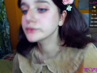 ruby_li_ cute little doll caresses big boobs