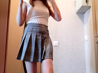 nympho_mmm appetizing bitch shows juicy tits