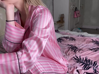 mathildetantott crazy chick caresses shaved cunt