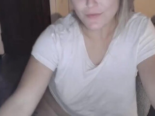 babygirl_______ sweet lady takes off her dress