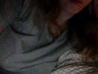 b_leable sexy mare fingering ass