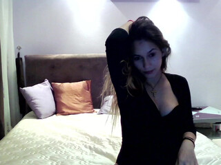athena_pregnant weak on the front