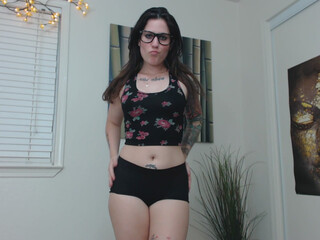 Erin Marie O'Keefe aka Goddess Green Eyed whore