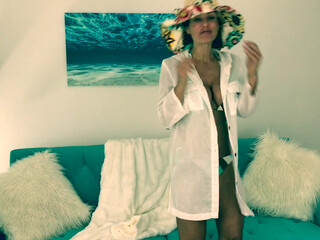 thereallisaan professional whore