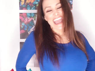 thereallisaan cute bitches and jerking pussy