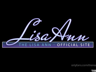 thereallisaan cute bitch in erotic outfit