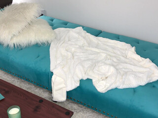 thereallisaan magnificent queen jumping on sex toy