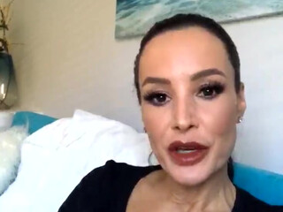 thereallisaan juicy slut enjoys cooney