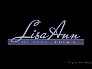 thereallisaan teased by her gorgeous body