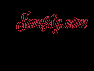 sam38 petite slut masturbates with her fingers