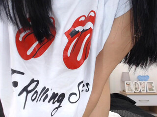 mia_hottie_ crazy latina knees shaved holes