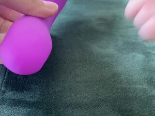 lil braids undresses and shows puffy bread