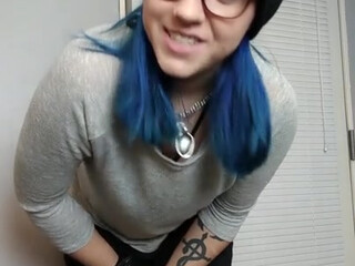 ashleyfancyfetish_ gorgeous model strips and pulls pussy