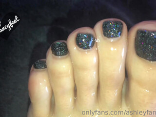 ashleyfancyfetish charming trash pulls pussy