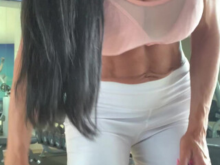 xxxjewelsjad cute bitch masturbates with a vibrator