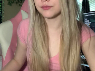 valeriewhitebb Sexy blonde