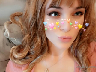 theemilylynne slut in tattoo masturbating pussy in the shower