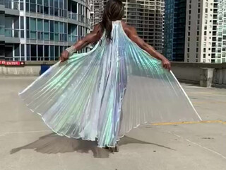 the_liones dancing naked and pulling pussy