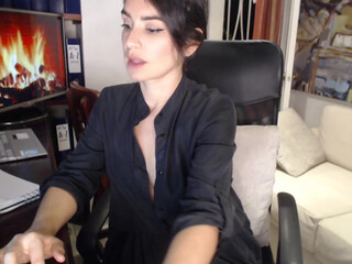 villa_viciosa fascinating girl masturbating fingers