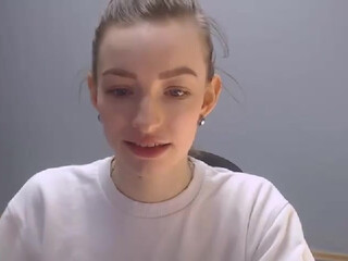 v1rginia Pretty lady