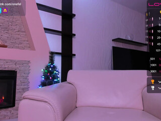 onefel beautiful bitch is banging with sex machine