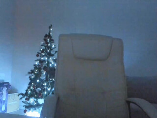 bestassx a nice babe kneads her cunt